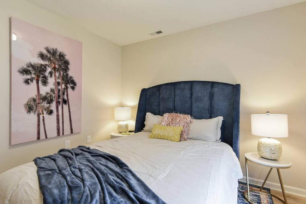 Remodeled No Steps Citrus Lane Luxury Amazing View Appartement *